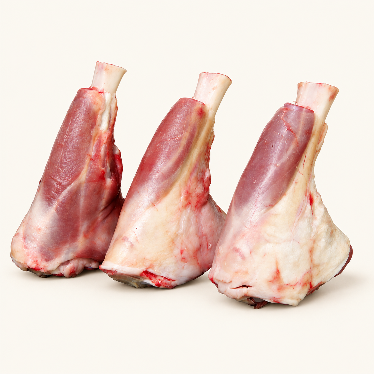 Jehněčí kolínka 1kg – krémové pozadí